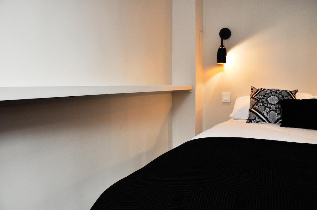 Duplex De Charme Au Coeur De Montmartre Apartman Párizs Szoba fotó