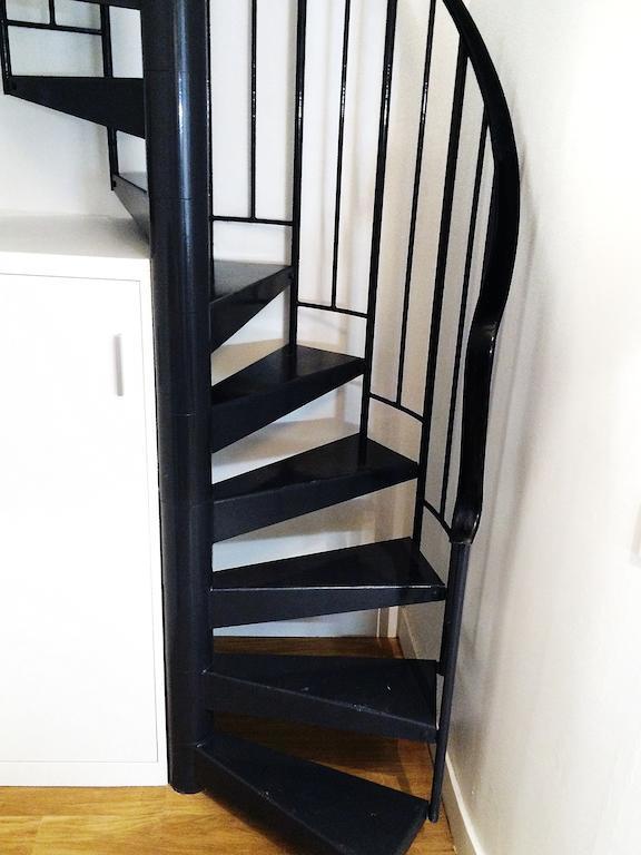 Duplex De Charme Au Coeur De Montmartre Apartman Párizs Szoba fotó